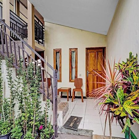 Adinda Homestay 렘뱅 외부 사진