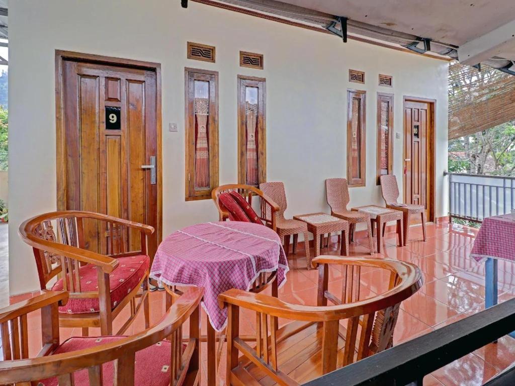 Adinda Homestay 렘뱅 외부 사진